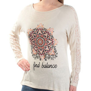 Jamie & Layla Graphic Print Lace Sleeve Top